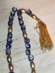 1953-EL YAPIMI PÜSKÜLLÜ NAZAR BONCUKLU TESPİH/DUVAR SÜSÜ