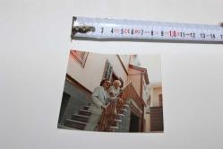 Cem Karaca ve annesi Toto Karaca, Atatürk'ün evinde - orijinal fotoğraf