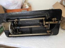 SINGER DİKİŞ MAKİNESİ AYAKSIZ C SERİSİ 1908 MODEL ÇALIŞIR DURUMDA