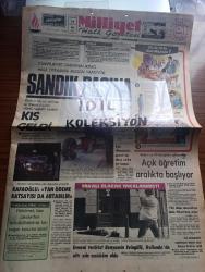 Milliyet Gazetesi - Turkish Newspaper - 7 Kasım 1982 - Cumhuriyet tarihinin ikinci halk oylaması bugün yapılıyor sandık başına - ABD başka yardımcısı Bush demokrasiye geçecek her ülkeye yardım için hazırız dedi - oylar nasıl kullanılacak - açıköğretim Aralık'ta başlıyor - YÖK 9 üniversiteye ilanla 156 Profesör arıyor - Ermeni terör Benyamin Evingülü Hollanda'da 6 yıla mahkum oldu fotoğraf - İsrail Filistin Kurtuluş Örgütünde eğitilen 24 Türk'ün listesini verdi - Amar Anca - Cefan Razku - Tiyar Şoveş - Turhan Selçuk karikatür - Lübnan devlet başkanı Emin Cemayel Arap birliğine çattı - kendi kaleminden Burhan Felek - kaldırım serçesi adlı oyunda Ünlü şarkıcı Edith Piaf'ı canlandıran sanatçı  Gülriz Sururi Fotoğrafı - Vakkoroma - Ajda Pekkan bilinmeyen yönlerini anlatıyor fotoğraf - Galatasaray Gençlerbirliğine 3 2 yenildi - Fenerbahçe Sakarya maçı ileri bir tarihe ertelendi - Fenerbahçe kulübü başkanı Ali Şen - Adana Demirspor Samsunsporu yendi - Trabzonspor özel maç Rizespor'a yenildi