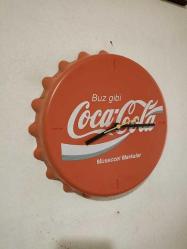 ORİJİNAL DÖNEM ÜRÜNÜ COCA COLA KAPAK FORMUNDA DUVAR SAATİ..