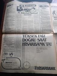 Milliyet Gazetesi - Turkish Newspaper - 20 Haziran 1982 - Mehmet Ali Ağca yeni bilgiler verdi - İtalyan yargıç Abdi İpekçi'nin katilinin sorgulamasını sürdürüyor - genel haberler müdürümüz Ülkü Arman'ı toprağa verdik - MHP ve DİSK davası savcısı Nurettin Soyer başka göreve atandı - gurbetçilerin ilk kazasında 10 ölü var - işçiler 30 günden fazla yıllık izin yapamayacaklar - Erhan Kavaklı idam edildi - Lübnan'da öldüğü öne sürülen Türklerle ilgili bilgi alınamadı - Abdülcanbaz çizen Turhan Selçuk - Galatasaray ve Fransızca yazan Haldun Taner - pazar şakası yazan Burhan Felek - şeytanın gör dediği yazan Çetin Altan - Derya Baykal ile spiker Orhan Ertanhan Marmaris'te evlendi - satranç köşesi hazırlayan Kahraman Olgaç - Fred Astaire Savaş yıldızına konuk olacak Fotoğrafı - alkışlar Maradona için Fotoğrafı -  brezilyalı Falcao Fotoğrafı - Jupp Derwall ile Alman futbol federasyonu Başkanı Neuberger kavga etti - Altan Erbulak çiziyor - Ziya Şengül - İngiltere Çekoslovakya maçı