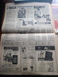 Milliyet Gazetesi - Turkish Newspaper - 20 Haziran 1982 - Mehmet Ali Ağca yeni bilgiler verdi - İtalyan yargıç Abdi İpekçi'nin katilinin sorgulamasını sürdürüyor - genel haberler müdürümüz Ülkü Arman'ı toprağa verdik - MHP ve DİSK davası savcısı Nurettin Soyer başka göreve atandı - gurbetçilerin ilk kazasında 10 ölü var - işçiler 30 günden fazla yıllık izin yapamayacaklar - Erhan Kavaklı idam edildi - Lübnan'da öldüğü öne sürülen Türklerle ilgili bilgi alınamadı - Abdülcanbaz çizen Turhan Selçuk - Galatasaray ve Fransızca yazan Haldun Taner - pazar şakası yazan Burhan Felek - şeytanın gör dediği yazan Çetin Altan - Derya Baykal ile spiker Orhan Ertanhan Marmaris'te evlendi - satranç köşesi hazırlayan Kahraman Olgaç - Fred Astaire Savaş yıldızına konuk olacak Fotoğrafı - alkışlar Maradona için Fotoğrafı -  brezilyalı Falcao Fotoğrafı - Jupp Derwall ile Alman futbol federasyonu Başkanı Neuberger kavga etti - Altan Erbulak çiziyor - Ziya Şengül - İngiltere Çekoslovakya maçı