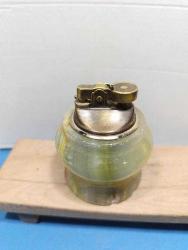 MSÇ7---MERMER KAİDELİ ESKİ GAZLI MASA ÇAKMAĞI -ÇALIŞMIYOR