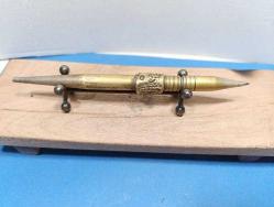 KLM15----PİRİNÇ DÖKÜM IKARUS VE BAŞAK DEKORLU ESKİ TÜKENMEZ KALEM