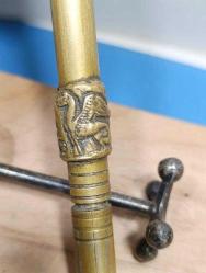 KLM15----PİRİNÇ DÖKÜM IKARUS VE BAŞAK DEKORLU ESKİ TÜKENMEZ KALEM