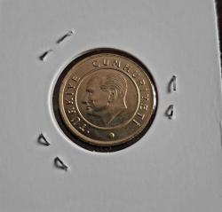 683// 25 Kuruş Sarı 2023 Çil