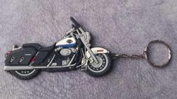 HARLEY MODEL KAUÇUKTAN ANAHTARLIK.  KONDİSYON YÜKSEK KOLEKSİYONLUK NADİR