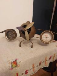 Büyük Saatli ve Termometreli Metal Uçak