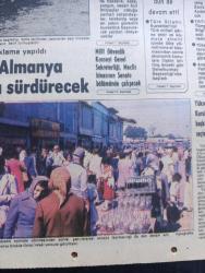 Milliyet Gazetesi - Turkish Newspaper - 14 Eylül 1980 - hayat normale döndü - Dün 12'den itibaren uçak seferleri başladı - ithalat ihracat işlemlerinde eski uygulamalar devam edecek - iş yerlerinde uygulanan grev ve lokavtlar kaldırılıyor - Devlet demiryolları'nın iç ve dış seferleri önceki akşamdan itibaren yapılmaya başladı - birçok ilde sokağa çıkma yasağı kısaltıldı ve kırsal alanlarda kaldırıldı - Samsun cezaevinde sağ ve sol tutuklu ve hükümlüler barıştı - washington'da resmi açıklama yapıldı Amerika ve Almanya ekonomik yardımı sürdürecek - yeni hükümet kurulana kadar bakanlıkları müsteşarlar yönetecek - kurbağalıdere açık kanalizasyon haline geldi fotoğraf - Yüksek Seçim kurulu Afyon Sincanlı ilçesinde bir Belediye başkanlığı seçimini durdurdu - Trakya otobüs garajında yolcular fotoğraf - Devekuşu'na mektuplar yazan Haldun Taner - Milli Güvenlik konseyinin 11 ve 12 numaralı bildirisi - Kandilli I ilk kez  Ankara'daki bir depremi saptadı - Türkiye güzellik yarışması