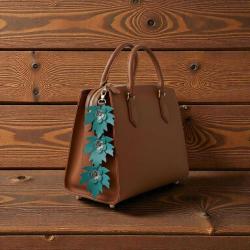 El Yapımı Deri Çanta Süsü 4