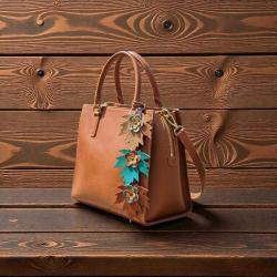 El Yapımı Deri Çanta Süsü 3