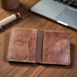 BERLIN %100 El Yapımı Desenli Hakiki Deri Kartlık