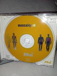 Cd MOZAIQUE 29 m2 Stockholm Jazz Records. Linus Lindblom, Gustav - Hampus Lundgren, Gustavo Bergalli. Orijinal. kartonet de yazı ile dinlemeyi etkilemeyen çizikler var sorunsuz çalışıyor.
