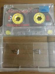 MUAZZEZ ERSOY  HERŞEYİM SENSİN kaset (kartoneti yok)