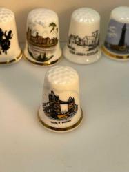 İNGİLİZ DAMGALI PORSELEN YÜKSÜK