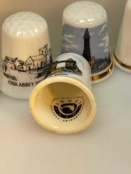 İNGİLİZ DAMGALI PORSELEN YÜKSÜK