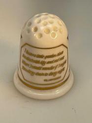 İNGİLİZ DAMGALI PORSELEN YÜKSÜK