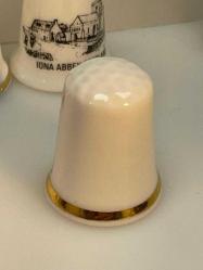 İNGİLİZ DAMGALI PORSELEN YÜKSÜK