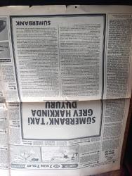 Hürriyet Gazetesi - Turkish Newspaper - 29 Mayıs 1977 - Bülent Ecevit ile Süleyman Demirel iktidar diğerleri ortaklık istiyor - Süleyman Demirel herkes denenmiştir meydanlarda eser gösterebilen sadece Adalet Partisidir - Bülent Ecevit 5 Haziran seçimlerinde kara silahları ak oylarımızla yeneceğiz - Alparslan Türkeş MHP'ye verilen her oy milliyetçilerin yumruğunu güçlendirecek - Necmettin Erbakan 43 milyon hakta birleşeceğiz ve yeniden büyük Türkiye'yi kuracağız - Behice Boran bu seçimlerin en büyük özelliği TİP'in seçimlere katılmasıdır - balat'ta yağ fabrikasında korkunç yangın Fotoğrafı - il il seçim tahminleri - CHP Mardin milletvekili Kanço Aşireti Ahmet Türk taraftarları ile AP'li Necimoğulları arasında çıkan kavgada 4 kişi öldü - İstanbul üniversitesi'nde de seçim var - yurtta Dünyada 7 Gün 7 Olay - Metin Toker'in not defterinden - kadın polis dizisinin saati değişti - bizimkiler karikatür - televizyonda bugün - Ulusoy Turizm - Charles Bronson sonunda  KGB ajanı oldu Fotoğraf