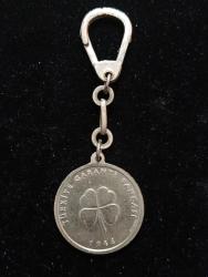 TÜRKİYE GARANTİ BANKASI 1946 TARİHİLİ CUMHURİYETİN 50. YILI HATIRASI ÇİL KONDİSYONDA GÜMÜŞ ANAHTARLIK