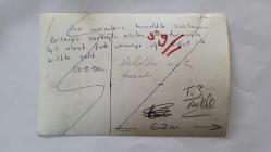 TERRA İLAÇ A.Ş'NİN KURUCUSU CENGİZ YURTOĞLU'NUN ORİJİNAL 2'Lİ FOTOĞRAF SETİ - 18 x 12 cm EBADINDA - İLAÇ İŞVERENLERİNİ HIRSIZLIKLA SUÇLAYAN DR. CENGİZ YURTOĞLU SORUŞTURMAYLA İLGİLİ İFADE VERMEYE OĞLU RIFAT YURTOĞLU İLE GİDERKEN ÇEKİLMİŞ 2 FARKLI KARE. 29 AĞUSTOS 1984