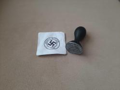 İKİNCİ DÜNYA SAVAŞI ALMANYA - NAZİ ADOLF HİTLER ASKERİ MÜHÜR - ROZET - MADALYA C3839