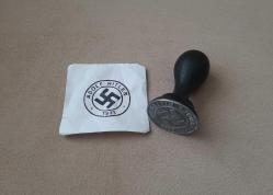 İKİNCİ DÜNYA SAVAŞI ALMANYA - NAZİ ADOLF HİTLER ASKERİ MÜHÜR - ROZET - MADALYA C3839