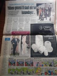 Hürriyet Gazetesi - Turkish Newspaper - 31 Aralık 1981 - Kenan Evren demokrasiye dönüş takviminde bir yaprak daha açtı seçim 83 sonbaharında - Kenan Evren neler dedi - Atatürk filminin çekimleri tamamlandı Atatürk rolünü Fransız Andre Mussche oynuyor Fotoğrafı - 2 Türk Tedhişçi bir ermeni ile beraber İngiltere'de yakalandı - Zenci basketçiler yılbaşı için Amerika'dan sevgililerini getirtti Fotoğrafı - Turgut Özal eşi Semra Özal ile İstanbul'da dinleniyor İstanbul'da dinleniyor Fotoğrafı - yılbaşı gecesi 9 saat ekran başındayız - 1981 Zeki Müren ile biterken yeni yıl Nesrin Topkapı ile başlayacak Fotoğrafı - Olaylar ve insanlar yazan Hasan Pulur - yeni yıl tebrik mesajları - ÇBS yeni yılınızı kutlar - Türk Pirelli yeni yılınızı kutlar - Banker Kastelli - Turgut Özal ile müzik şiir yemek biraz da ekonomi üzerine sohbet - Fenerbahçe'de Trabzonspor'da yeneceğiz diyor - Salih Bora yüzümüzü güldürdü - 41,5 milyon harcayıp 125 madalya kazandık - halterde rekor makinesi Rıza Nazlıgül Fotoğrafı