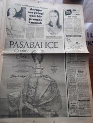 Hürriyet Gazetesi - Turkish Newspaper - 31 Aralık 1981 - Kenan Evren demokrasiye dönüş takviminde bir yaprak daha açtı seçim 83 sonbaharında - Kenan Evren neler dedi - Atatürk filminin çekimleri tamamlandı Atatürk rolünü Fransız Andre Mussche oynuyor Fotoğrafı - 2 Türk Tedhişçi bir ermeni ile beraber İngiltere'de yakalandı - Zenci basketçiler yılbaşı için Amerika'dan sevgililerini getirtti Fotoğrafı - Turgut Özal eşi Semra Özal ile İstanbul'da dinleniyor İstanbul'da dinleniyor Fotoğrafı - yılbaşı gecesi 9 saat ekran başındayız - 1981 Zeki Müren ile biterken yeni yıl Nesrin Topkapı ile başlayacak Fotoğrafı - Olaylar ve insanlar yazan Hasan Pulur - yeni yıl tebrik mesajları - ÇBS yeni yılınızı kutlar - Türk Pirelli yeni yılınızı kutlar - Banker Kastelli - Turgut Özal ile müzik şiir yemek biraz da ekonomi üzerine sohbet - Fenerbahçe'de Trabzonspor'da yeneceğiz diyor - Salih Bora yüzümüzü güldürdü - 41,5 milyon harcayıp 125 madalya kazandık - halterde rekor makinesi Rıza Nazlıgül Fotoğrafı