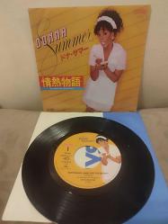 DONNA SUMMER - She Works Hard For The Money - 1983 Japonya Basım 45lik Plak