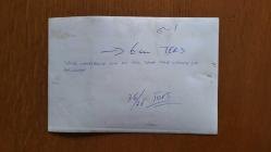 ADNAN MENDERES'İN OĞLU YÜKSEL MENDERES'İN İNTİHARINDAN SONRA İFADE VERMEYE EŞİYLE BİRLİKTE GİDEN İPEK KUMBARACIBAŞI'NIN ORİJİNAL HABER METİNLİ AJANS-BASIN FOTOĞRAFI - 18 x 12 cm EBADINDA -1972