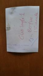 ADNAN MENDERES'İN OĞLU YÜKSEL MENDERES'İN CENAZE TÖRENİNİN ORİJİNAL AJANS-BASIN FOTOĞRAFI - 12 x 9 cm EBADINDA -1972 - CELAL BAYAR ve FERRUH BOZBEYLİ TÖRENDEYKEN