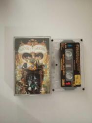 Michael Jackson – Dangerous 1991 Türkiye Baskısı Kaset Jam ,In The Closet,Remember The Time,Who Is It vs.