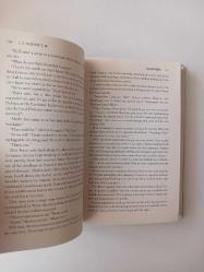 Darknesses: The Second Book of the Corean Chronicles [ Ciltli - Şömizli ]