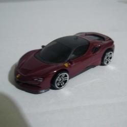 Ferrari SF90 Stradale 1/64 Ölçek 7 cm Lisanslı 2025 HW Moto Show 5 Li Paketten Çıkma Mint Araç