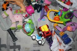 Sihirli Köpek Peluş OYUNCAK KENDI TAKLA ATAN KÖPEK VE BİR COK OYUNCAK HEPSİDE GÖNDERILECEKTIR  (CD-ODA