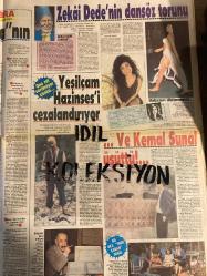 HAFTA SONU DERGİ - GAZETESİ DOĞUM GÜNÜ HEDİYESİ (TURKİSH -MAGAZINE - NEWSPAPER) - TAM TAKIM 8 SAYFADIR - 7 EKİM 1988 - Sayı:41 - Sibel Can ve Hakan Ural’ın gerdek gecesi-Cemil İpekçi-Emel Sayın-Atilla Kaya-Hatice Yelken-Zeki Çetin-Arzu Kaya-Yıldız Kenter-Şükran Güngör-Uğurgül ailesi-Bedrettin Dalan-Levent Kırca-Taner Şener-Şeref Şener-Hakan Balamir-Tufan Balamir-Abdullah Mete-Oya Başar-Ayşe Mine-Zerrin özer-Güzin Sayar-Arzu Aydın-Gürsel Turnalı-Mustafa Bağdiken-Sami Hazinses-Kemal Sunal-Burhan Çaçan-Dansöz Melike-Sevtap Parman-Fatma Karanfil-Serpil Çakmaklı-Semra İnanç-Yaşar Alptekin-Nazan Ayaz-Tanju Okan-Ekrem Pakdemir-Betül Pakdemirli-Semra İnanç-Mustafa Aksit-Gülara Demirayak