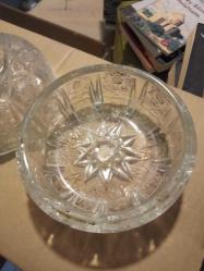 Kesme Desenli Cam Kapaklı Şekerlik / Küçük Cam Kutu