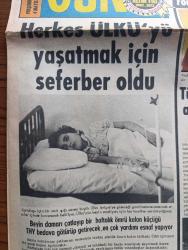 Gün Gazetesi - Turkish Newspaper - 4 Mayıs 1972 - Boğaziçi uçağı Sofya'ya  kaçırıldı - uçakta İsmet İnönü'nün oğlu Ömer İnönü'de var Fotoğrafı - Ankara İstanbul seferini yaparken kaçırılan DC 9 Boğaziçi uçağı bir uçuştan evvel Fotoğrafı - kaçırılan hosteslerden Nedret Uz Fotoğrafı - uçağı kaçıranlar Deniz Gezmiş ve arkadaşları için tashihi karar talebinde bulundu - Türk lokumu kadıköylü Sabiha Sevan Amerikalı aktör Henry Fonda'yı baştan çıkardı Fotoğrafı - herkes küçük Ülkü'yü yaşatmak için seferber oldu Fotoğraf - yarı şaka yarı ciddi karikatür - hafiyesi Mahmut çizen Oğuz Aral - meşhurların parmağından çıkarmadığı yüzükler - Seher Şeniz Fotoğrafı - TRT'de bugünün programı - Şantöz Mine Sun iççamaşırı giymekten çok sıkılıyormuş - Manisalı erkeklerin gözleri bayram etti fotoğraf - Ömür Pınar 3 sene çalışıp saman çöpünden tablolar yaptı - Hacı Leylek her yıl aynı yuvaya konuyor Fotoğrafı - İzmirli Selma Taşbebek nargile tiryakisi oldu Fotoğraf - Türkiye'yi bırakamayan şantöz Kohava