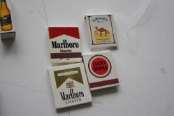 16 ADET TOPLU LOT HALİNDE KİBRİT KUTULARI BÖYLESİNİ KİMSE TOPLU SATMAZ  MARLBORA-PARLEMENT-CAMEL-LUCKY-YENİ RAKI-DUPONT-LM  YOK YOK BÖYLESİ YOK ((KAPI RAF