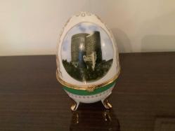 PORSELEN ÜZERİ BAKÜ GÖRSELLİ YUMURTA FORMUNDA MÜCEVHER KUTUSU