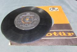 3 HÜR EL-Gurbet Türküsü/Diday-Dom....45 LİK