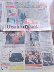 Sabah Gazetesi - Turkish Newspaper - 22 Nisan 199 - Turgut Özal'a dualarla saygıyla - Cumhurbaşkanı Turgut Özal Ankara'dan İstanbul'a Dün askerlerin omuzlarında ve tekbir sesleri arasında uğurlandı - Semra Özal'ın dayanağı artık oğulları Ahmet ve Efe ve kızı Zeynep Fotoğrafı - kulisler toz duman yazan Hasan Cemal - İsmet Sezgin havaya girdi başbakanlığa Allah derim - Cumhurbaşkanı Turgut Özal'ı İstanbul'a getiren uçakta sadece SABAH vardı fotoğraflar - Semra hanım hakkınızı helal edin dedi Çankaya'ya elveda Fotoğrafı - Kahraman Srebrenica Fotoğrafı - veda mektubu yazan Cengiz Çandar - Turgut Özal taziye ilanları - Mesut Yılmaz Anayol'a sıcak bakmadı - SHP'nin görüşü koalisyon Demirel'siz yürümez - Jetpa Yönetim kurulu Başkanı Fadıl Akgündüz Turgut Özal taziye ilanı - 900'lü hatlar ilanı - Alo Ben Hülya Avşar sizi tanımak istiyorum 900 hattı Fotoğrafı - ABD eski Dışişleri Bakanı James Baker Turgut Özal en iyi dostumuzdu - Turgut Özal'ın cenazesinde Elçibey ile Petrosyan yan yana Foto