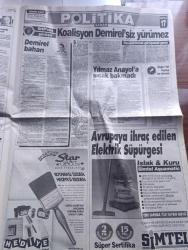 Sabah Gazetesi - Turkish Newspaper - 22 Nisan 199 - Turgut Özal'a dualarla saygıyla - Cumhurbaşkanı Turgut Özal Ankara'dan İstanbul'a Dün askerlerin omuzlarında ve tekbir sesleri arasında uğurlandı - Semra Özal'ın dayanağı artık oğulları Ahmet ve Efe ve kızı Zeynep Fotoğrafı - kulisler toz duman yazan Hasan Cemal - İsmet Sezgin havaya girdi başbakanlığa Allah derim - Cumhurbaşkanı Turgut Özal'ı İstanbul'a getiren uçakta sadece SABAH vardı fotoğraflar - Semra hanım hakkınızı helal edin dedi Çankaya'ya elveda Fotoğrafı - Kahraman Srebrenica Fotoğrafı - veda mektubu yazan Cengiz Çandar - Turgut Özal taziye ilanları - Mesut Yılmaz Anayol'a sıcak bakmadı - SHP'nin görüşü koalisyon Demirel'siz yürümez - Jetpa Yönetim kurulu Başkanı Fadıl Akgündüz Turgut Özal taziye ilanı - 900'lü hatlar ilanı - Alo Ben Hülya Avşar sizi tanımak istiyorum 900 hattı Fotoğrafı - ABD eski Dışişleri Bakanı James Baker Turgut Özal en iyi dostumuzdu - Turgut Özal'ın cenazesinde Elçibey ile Petrosyan yan yana Foto