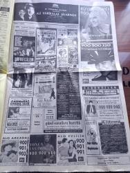 Sabah Gazetesi - Turkish Newspaper - 22 Nisan 199 - Turgut Özal'a dualarla saygıyla - Cumhurbaşkanı Turgut Özal Ankara'dan İstanbul'a Dün askerlerin omuzlarında ve tekbir sesleri arasında uğurlandı - Semra Özal'ın dayanağı artık oğulları Ahmet ve Efe ve kızı Zeynep Fotoğrafı - kulisler toz duman yazan Hasan Cemal - İsmet Sezgin havaya girdi başbakanlığa Allah derim - Cumhurbaşkanı Turgut Özal'ı İstanbul'a getiren uçakta sadece SABAH vardı fotoğraflar - Semra hanım hakkınızı helal edin dedi Çankaya'ya elveda Fotoğrafı - Kahraman Srebrenica Fotoğrafı - veda mektubu yazan Cengiz Çandar - Turgut Özal taziye ilanları - Mesut Yılmaz Anayol'a sıcak bakmadı - SHP'nin görüşü koalisyon Demirel'siz yürümez - Jetpa Yönetim kurulu Başkanı Fadıl Akgündüz Turgut Özal taziye ilanı - 900'lü hatlar ilanı - Alo Ben Hülya Avşar sizi tanımak istiyorum 900 hattı Fotoğrafı - ABD eski Dışişleri Bakanı James Baker Turgut Özal en iyi dostumuzdu - Turgut Özal'ın cenazesinde Elçibey ile Petrosyan yan yana Foto