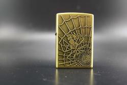 GOLD METAL BENZİNLİ KABARTMALI ÇAKMAK SIFIR SIFIR  BÖYLESİ COK ZOR GELİR BAKMAYAN PİŞMAN OLUR KOLLEKSİYON SERİ (YENİ RAF--5