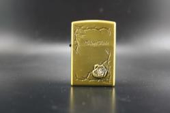 GOLD METAL BENZİNLİ KABARTMALI ÇAKMAK SIFIR SIFIR  BÖYLESİ COK ZOR GELİR BAKMAYAN PİŞMAN OLUR KOLLEKSİYON SERİ (YENİ RAF--7