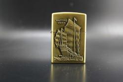 GOLD METAL BENZİNLİ KABARTMALI ÇAKMAK SIFIR SIFIR  BÖYLESİ COK ZOR GELİR BAKMAYAN PİŞMAN OLUR KOLLEKSİYON SERİ (YENİ RAF--14