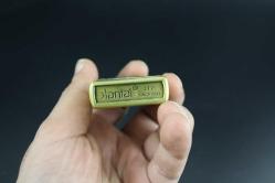 GOLD METAL BENZİNLİ KABARTMALI ÇAKMAK SIFIR SIFIR  BÖYLESİ COK ZOR GELİR BAKMAYAN PİŞMAN OLUR KOLLEKSİYON SERİ (YENİ RAF--28